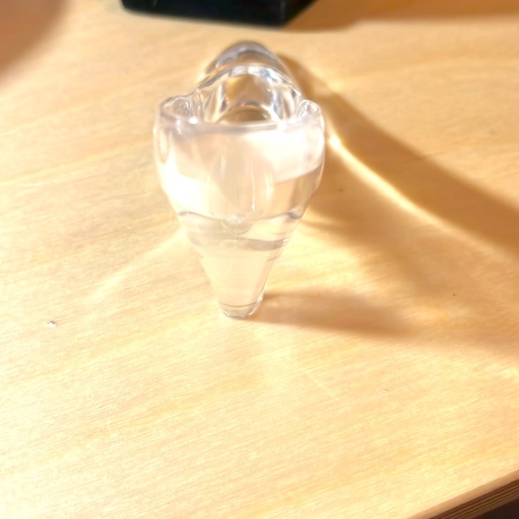 Plastic Disney world mini Cinderella glass slipper - Picture 4 of 4